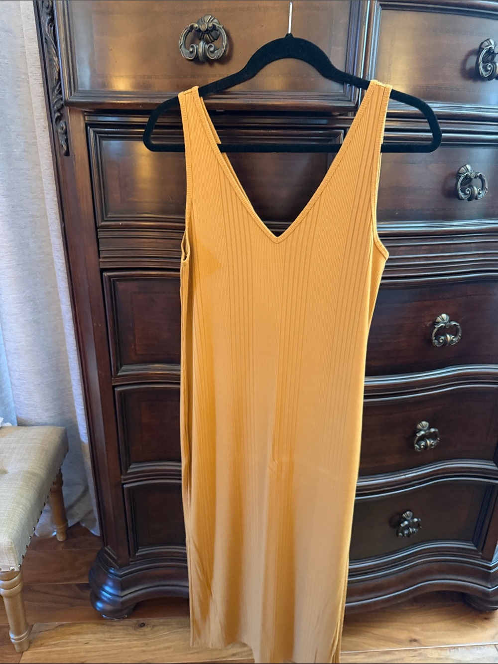 Banana Republic sleeveless V-Neck Maxi Dress in Mustard with side slits